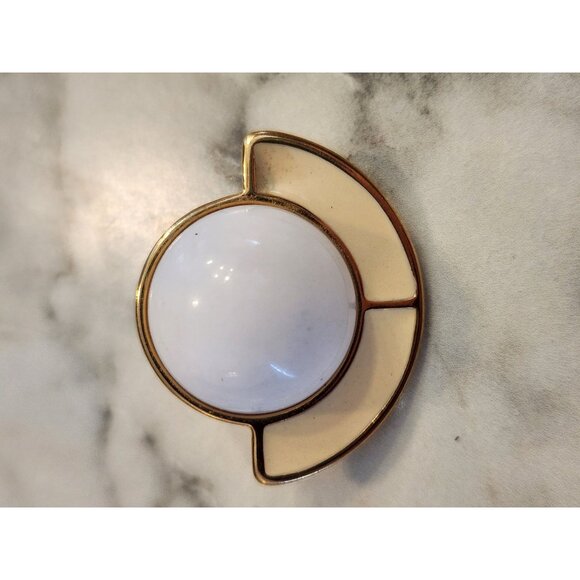 Vintage Monet Signed Pierced Earrings, White Dome Gold Tone Geometric Fan Design - Picture 2 of 5